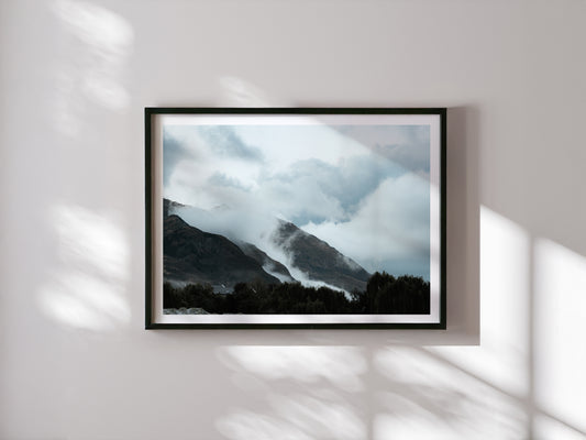 Wanaka Cloudy Mountains