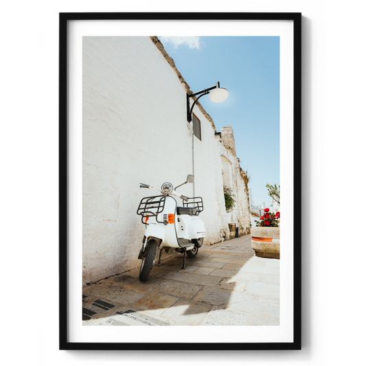 Stopped For Lunch - Alberobello - Wall Art